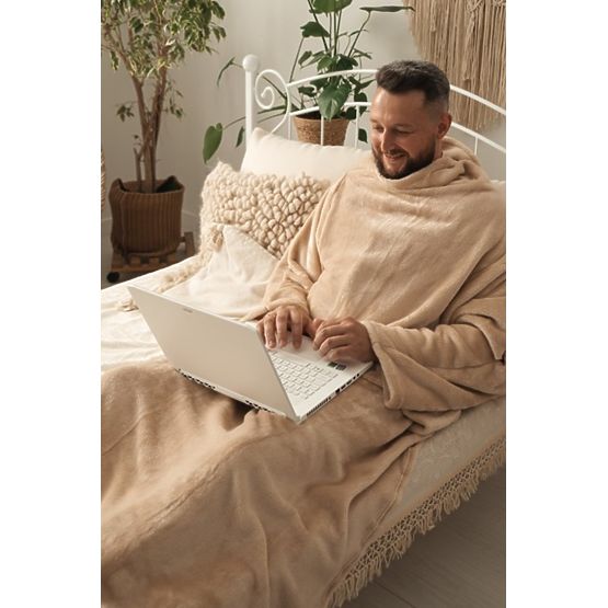 Blanket CASHMERE TOUCH with sleeves - 150 x 210 cm (beige)