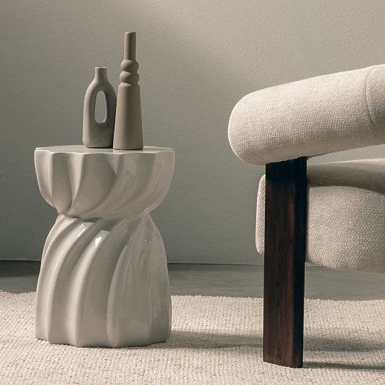 Bloom Side Table 35 cm, Taupe, Glossy