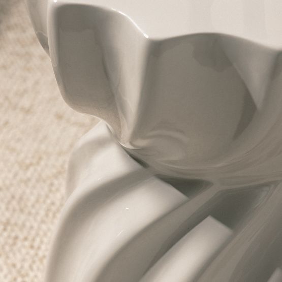 Bloom Side Table 35 cm, Taupe, Glossy