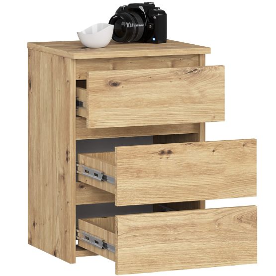 CL3/40 PK ARTISAN OAK CHEST OF DRAWERS