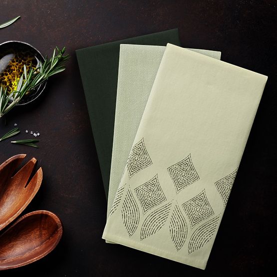 Kitchen Towel LETTY Bottle Green Color Printed Modern 50x70 ameliahome