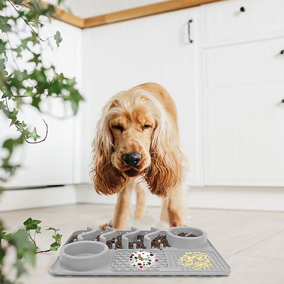 LICK MAT SLOW FEEDING BLUE