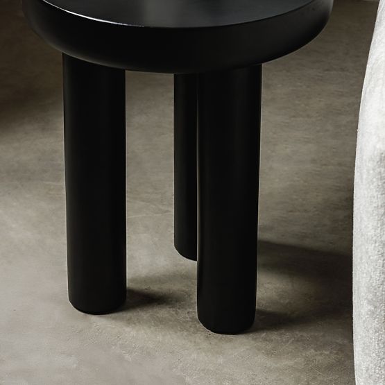 Limali Side Table 50 cm, Round, Black, Mango Wood, Rounded Shapes