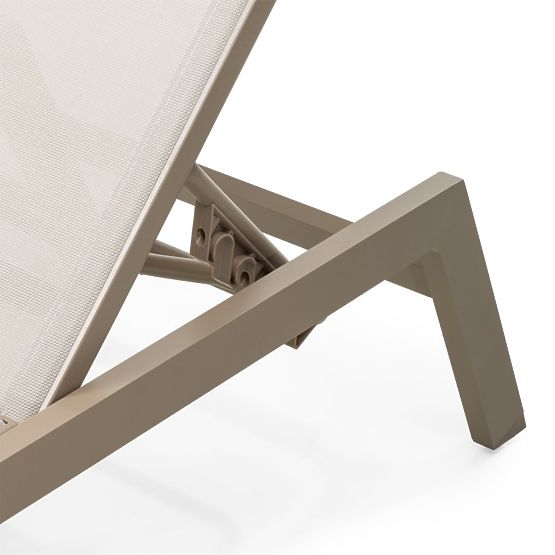 Shelly Adjustable Garden Lounger, Aluminum, Beige