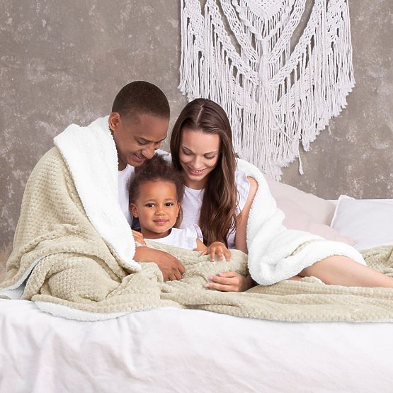 SHLEEPY Blanket Beige Color with Jacquard Pattern Classic Style 220x240