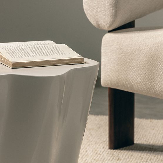 Side Table Bow 49 cm, Gray-Beige, Glossy, Rounded Shapes