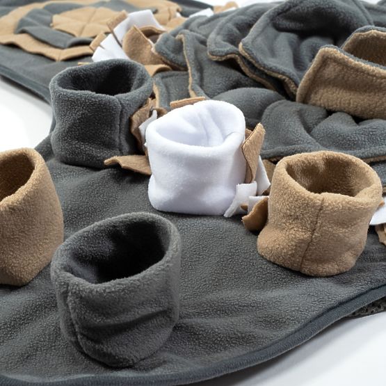 SNIFFING MAT FOR DOGS PJ-028