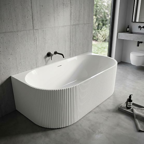 Veneta 170 cm Acrylic Wall Bathtub