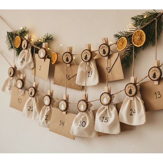 WOODEN PEGS 8 PCS TREES KL-21X11